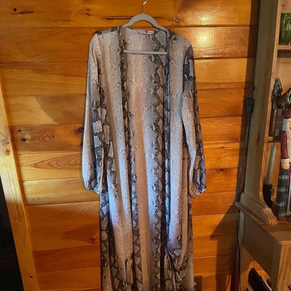 Duster/Kimono snake skin pattern